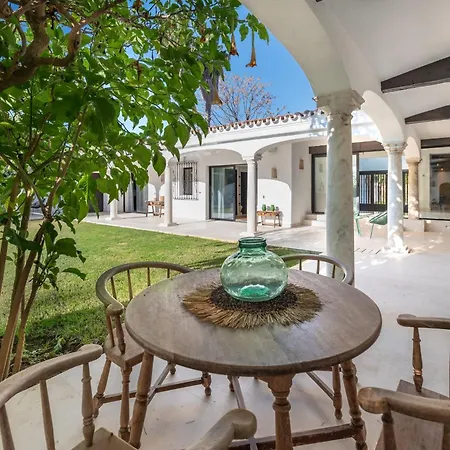 About Jori Vila Marbella
